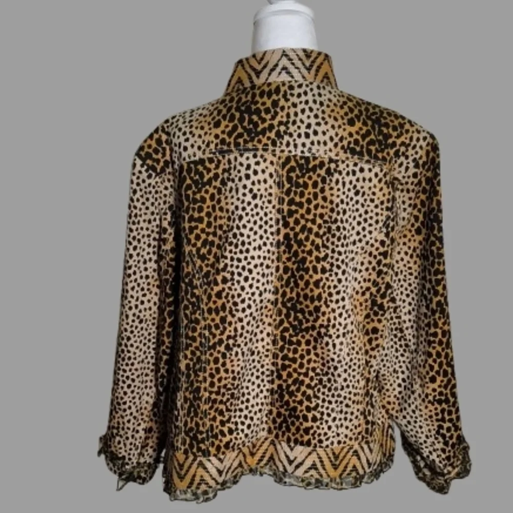 Chic Leopard Print Women's Blazer - Picture 2 of 9